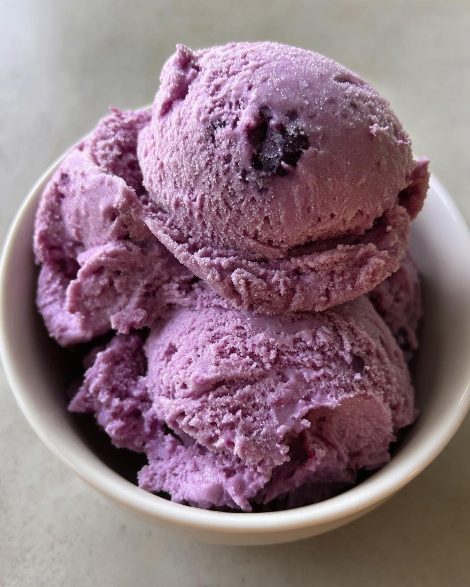 Blueberry Ice Cream - detail 1