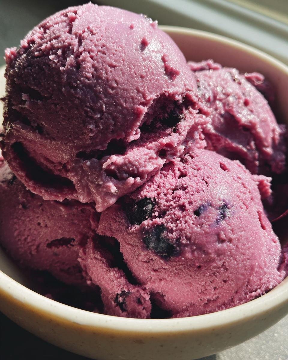 Blueberry Ice Cream - detail 3